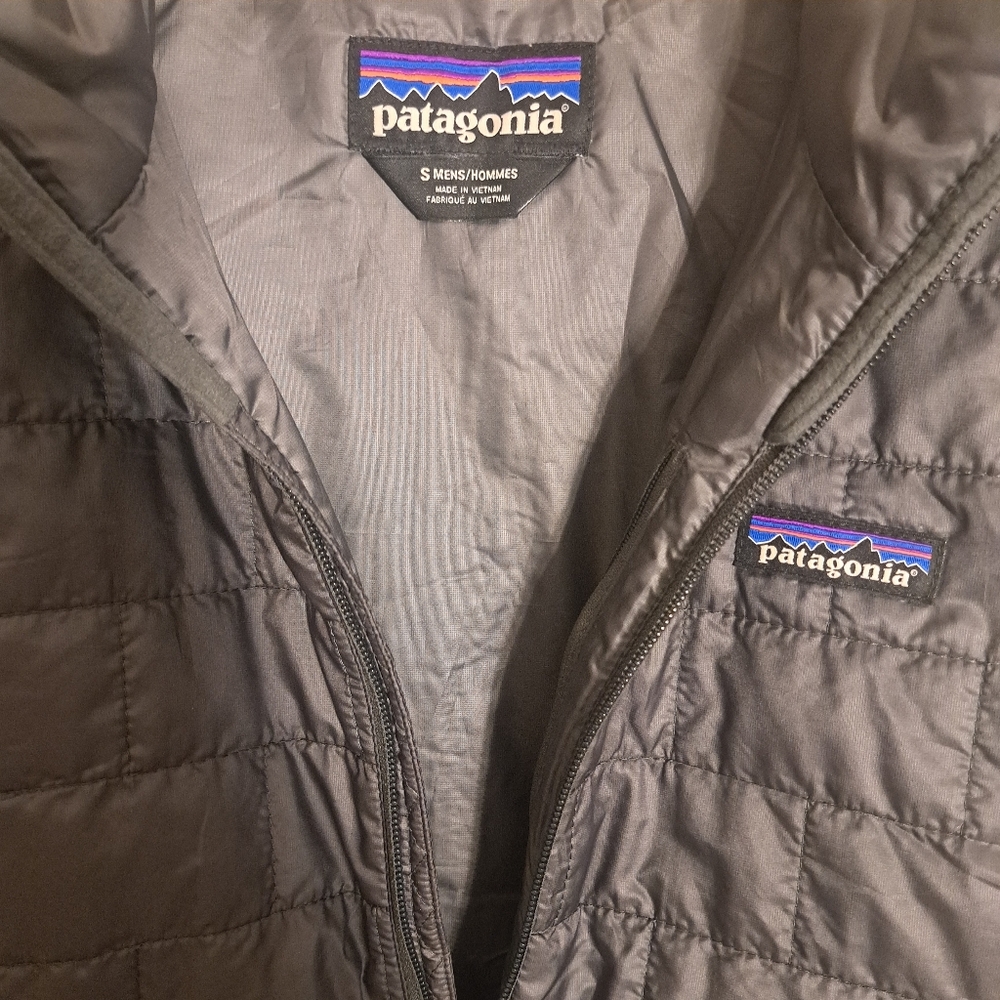 Patagonia Men's Nano Puff Vest - Picture 3 of 7